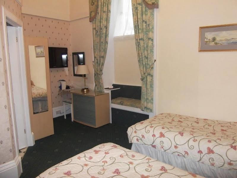 St Ives Guesthouse Dunoon Extérieur photo