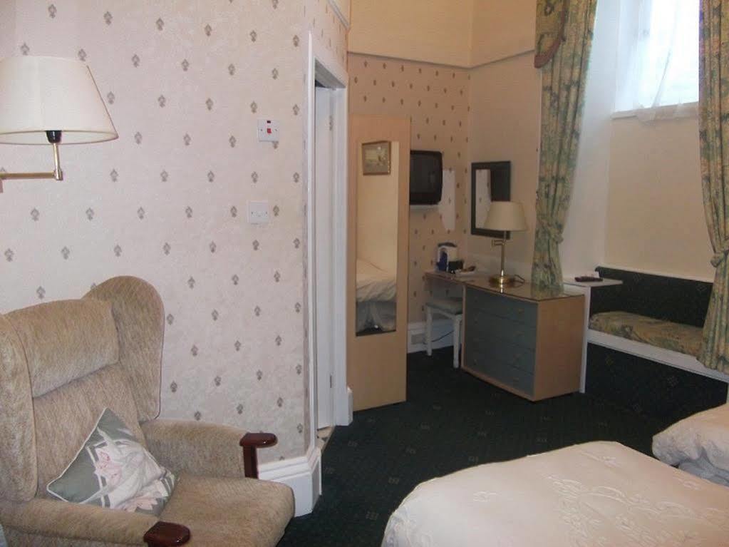 St Ives Guesthouse Dunoon Extérieur photo